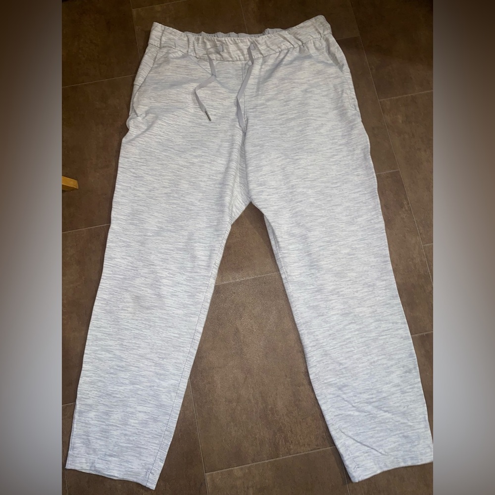 Lululemon pants